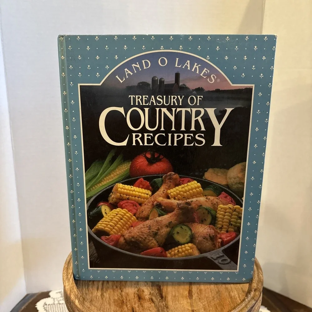 Vintage Land O Lakes Treasury of Country Recipes Hardcover Cookbook